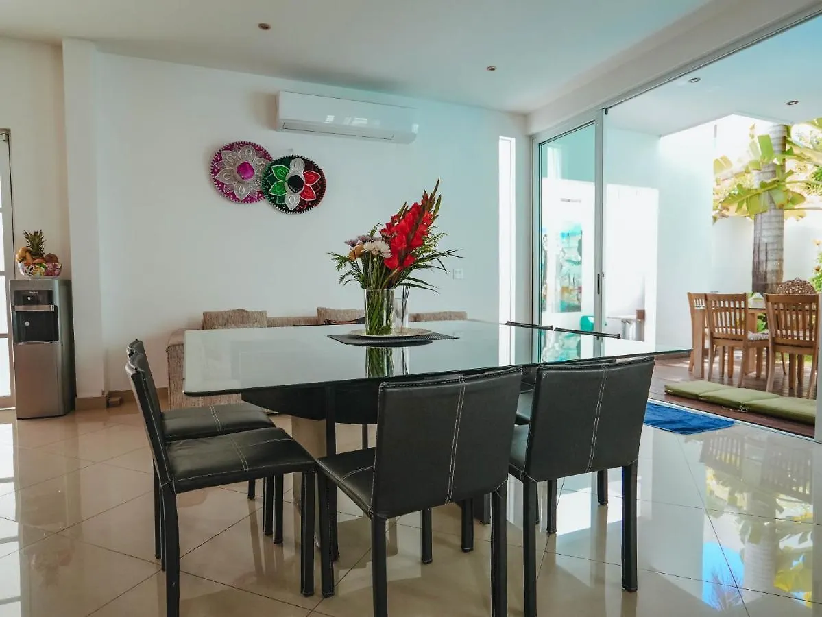 Holiday home Spacious Luxury Home Cancun
